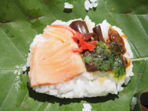 鮭の朴葉寿司