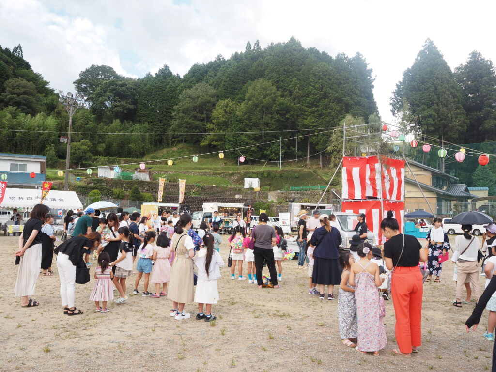 切井ふるさと夏祭りの様子