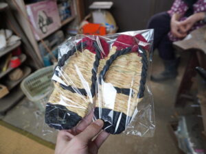 幹夫さんの奥さんがつくった草履